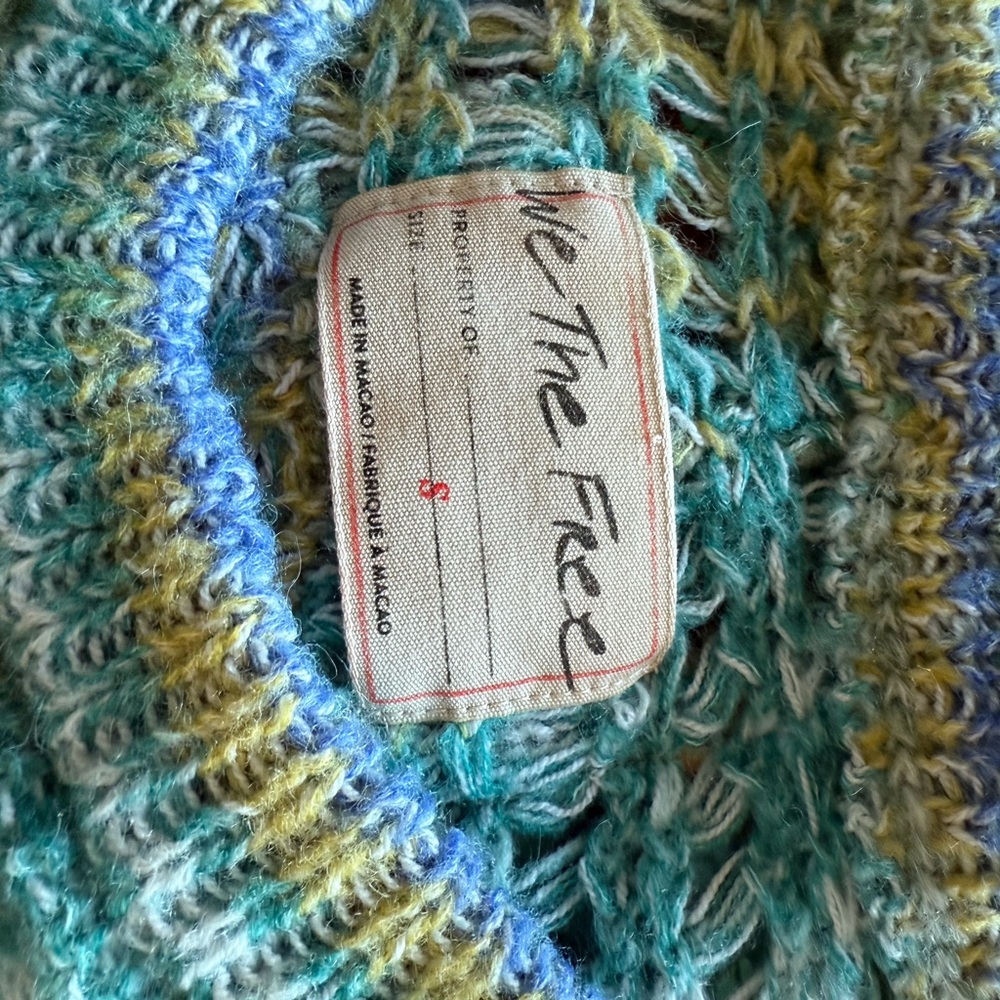 Colorful Knit Women's Sweater - Picture 7 of 7